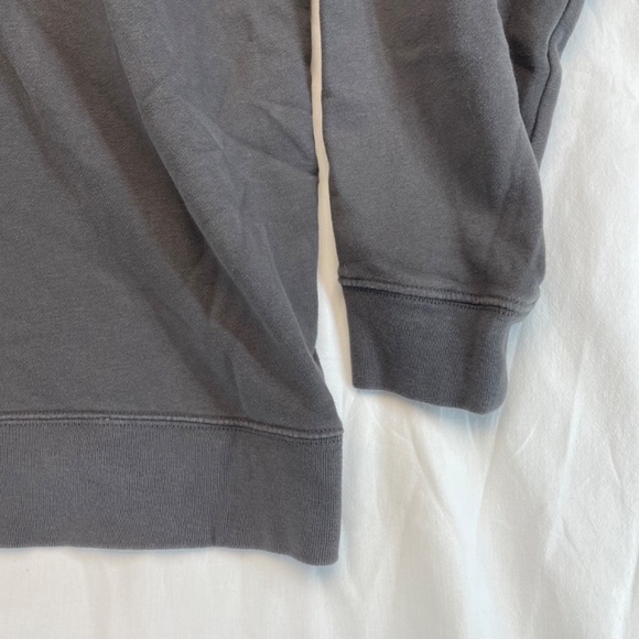 GAP Long Sleeve Crewneck Lightweight Sweater Gray Men’s Size Extra Large - Picture 8 of 10